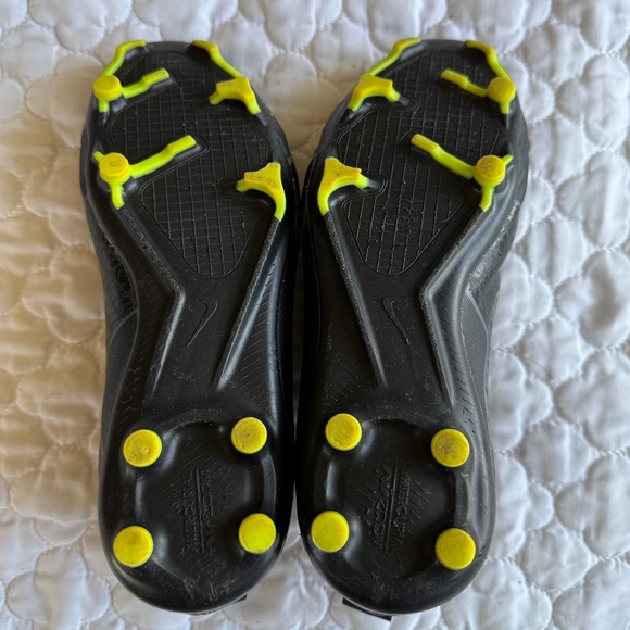 Nike Mercurial Zoom Vapor Kids Cleats Size 3.5Y - Picture 6 of 7